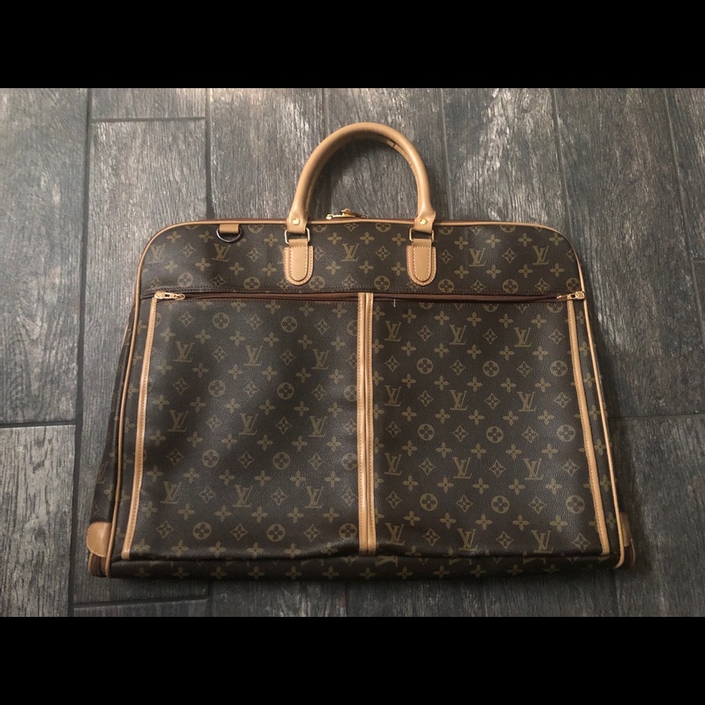 Louis Vuitton Garment Bag!